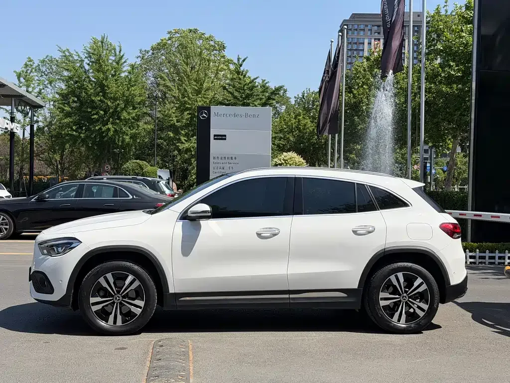 Mercedes-Benz GLA — фото 4