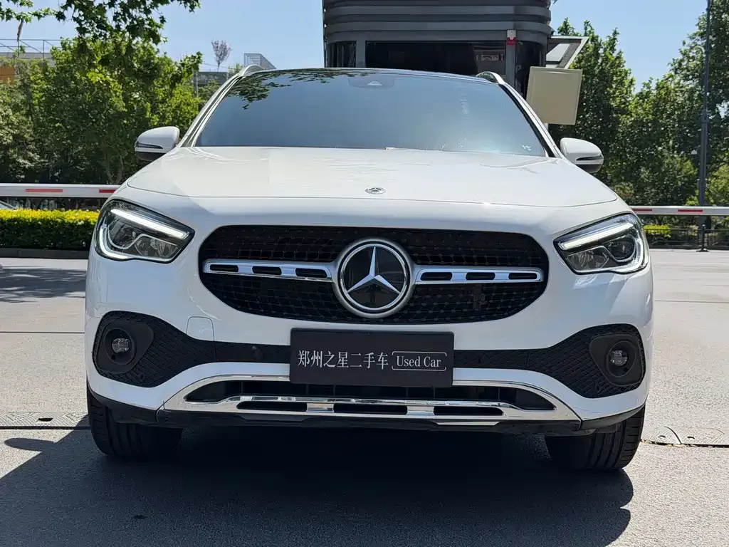 Mercedes-Benz GLA — фото 6