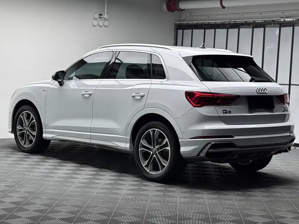 Audi Q3 2022 из CN, фото 8