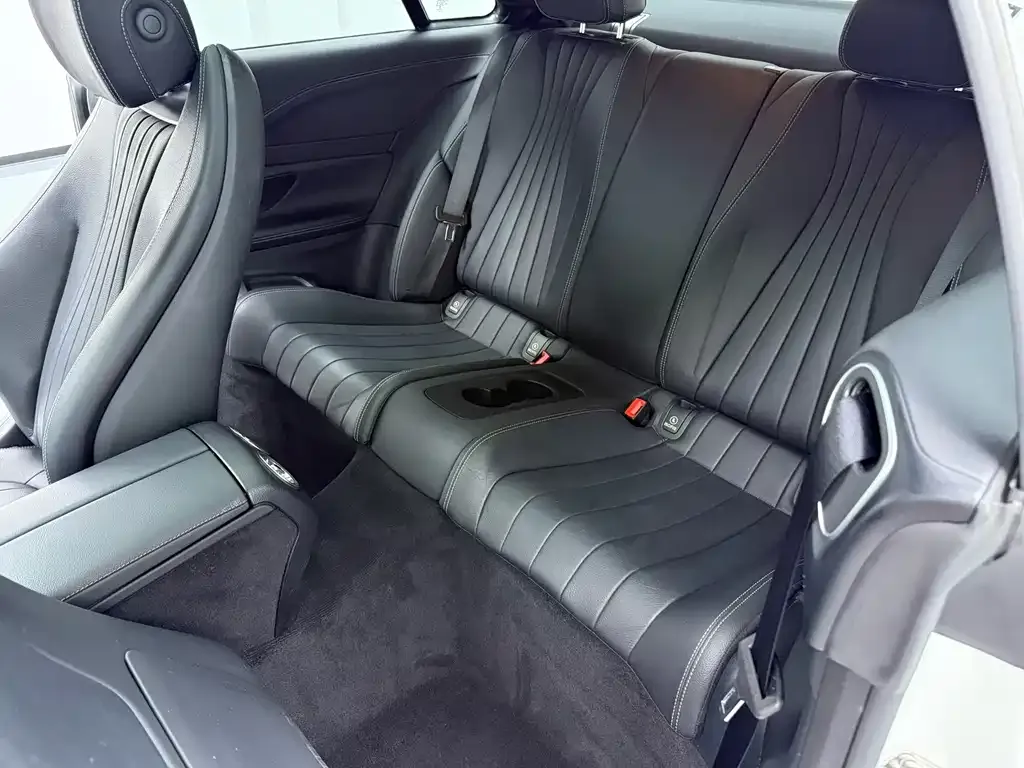 Mercedes-Benz E-Class (Import) — фото 4