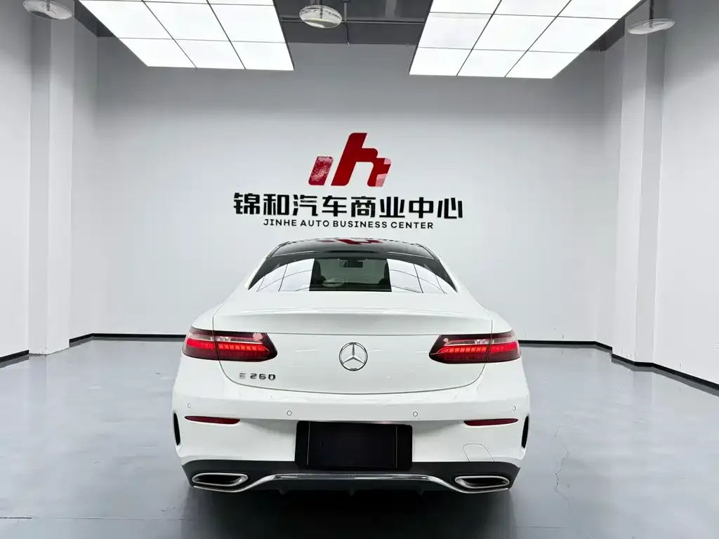 Mercedes-Benz E-Class (Import) — фото 2