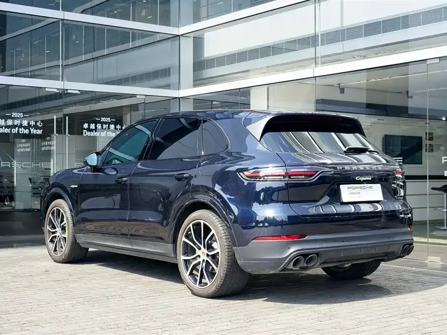 Porsche Cayenne Hybrid — фото 2