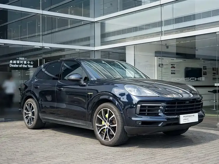 Porsche Cayenne Hybrid — фото 9