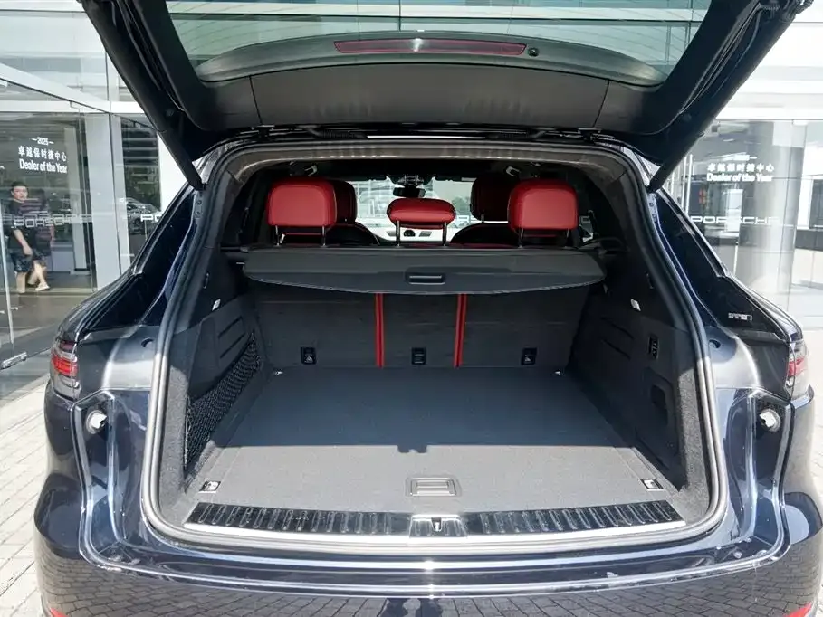 Porsche Cayenne Hybrid — фото 7
