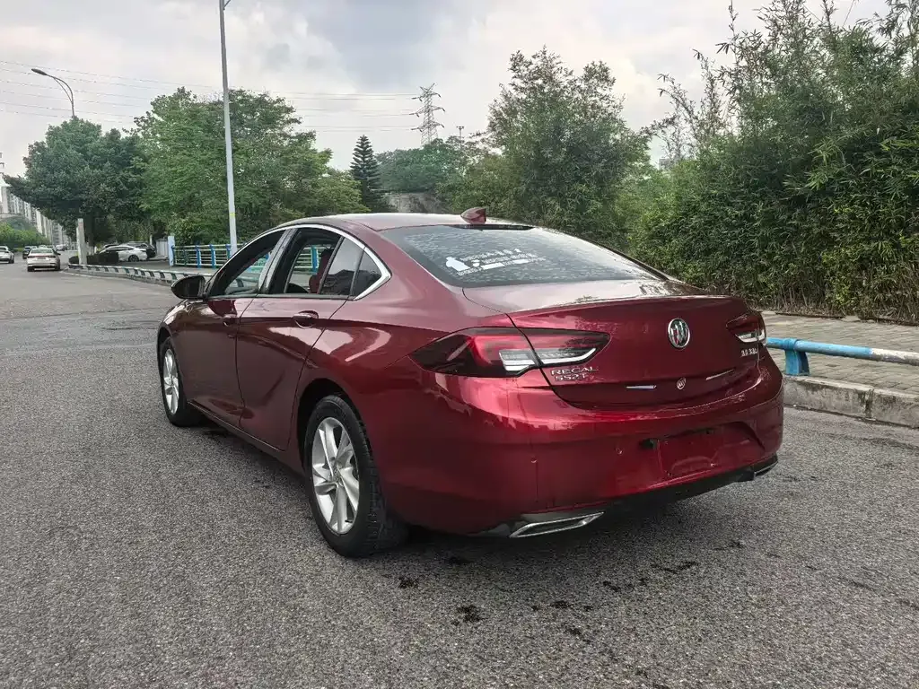 Buick Regal — фото 4