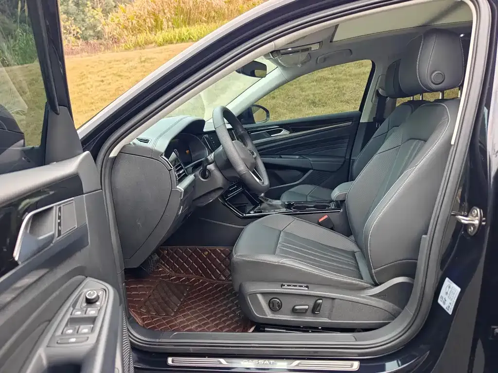 Volkswagen Passat — фото 2