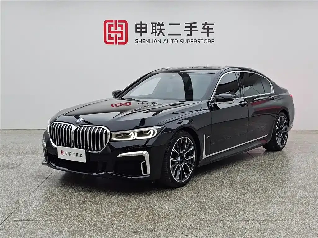 BMW 7 Series — фото 1