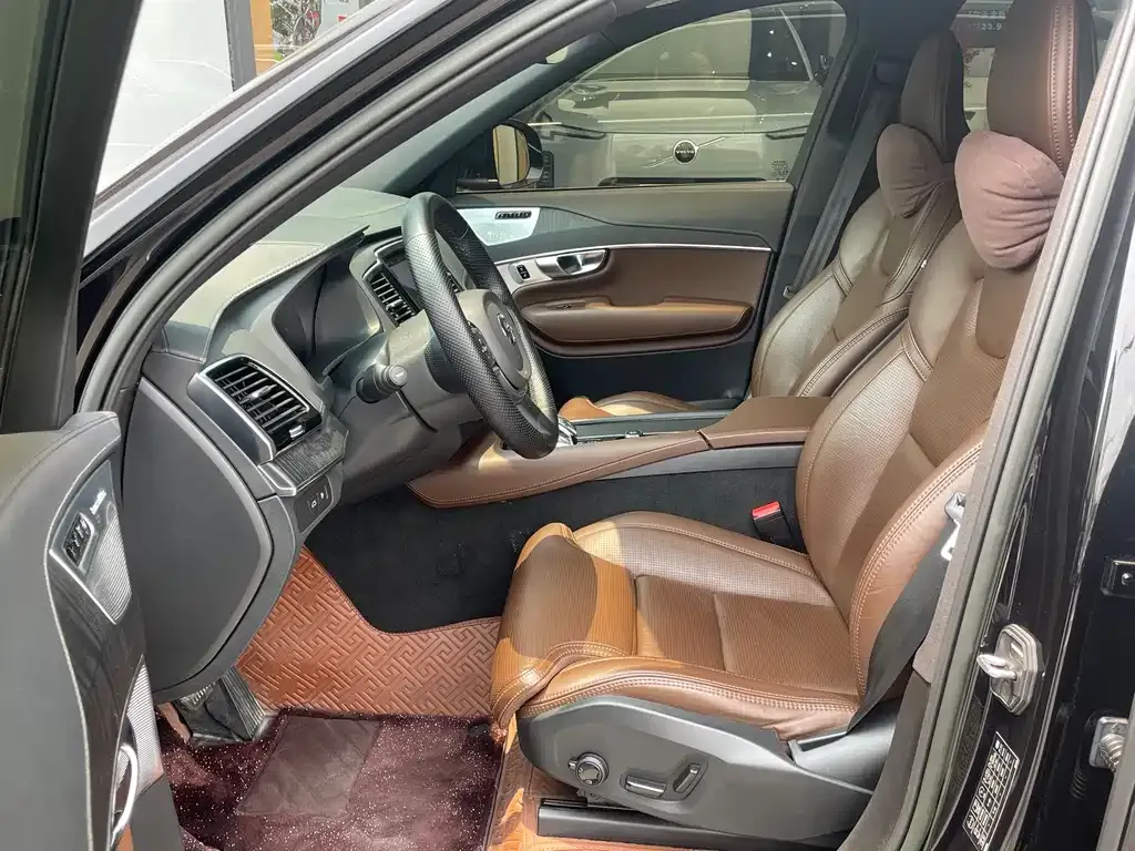 Volvo XC90 PHEV 2022 из CN, фото 9