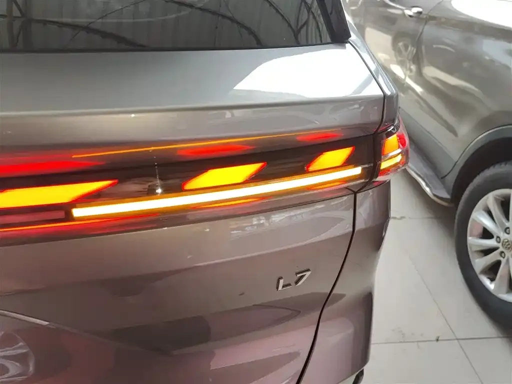 Geely Galaxy L7 2024 из CN, фото 3