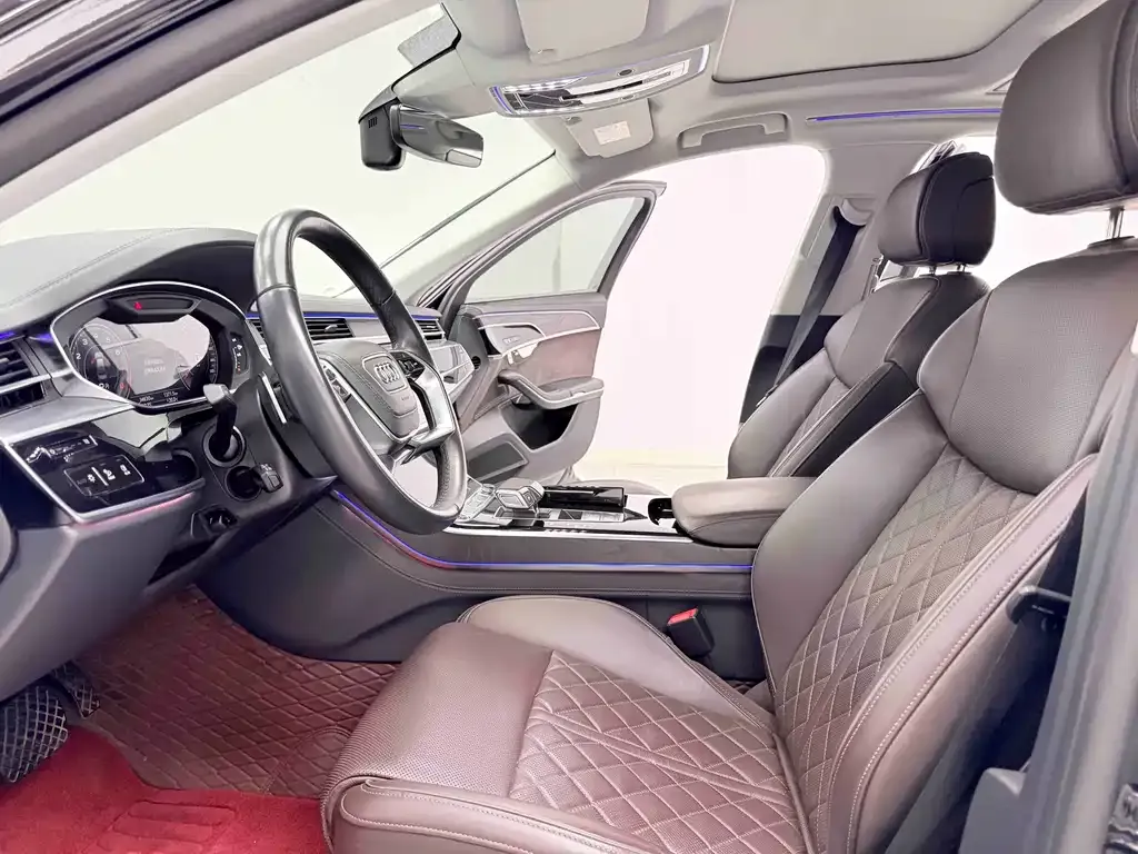 Audi A8 — фото 3
