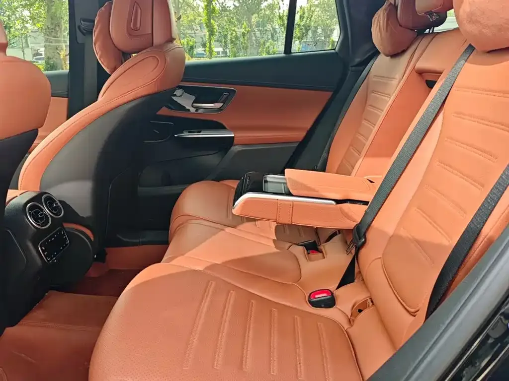 Mercedes-Benz GLC 2023 из CN, фото 4