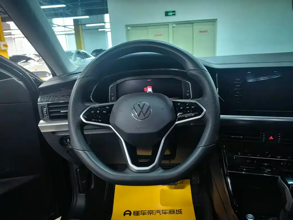 Volkswagen Passat — фото 5