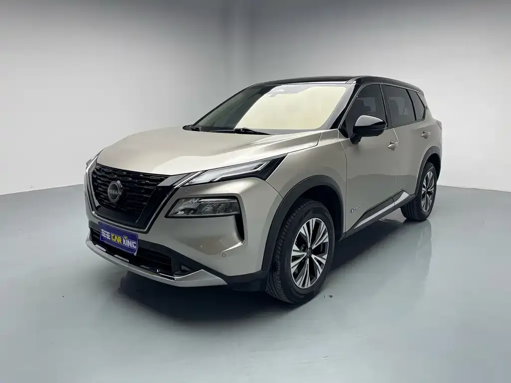 Nissan X-Trail — фото 1