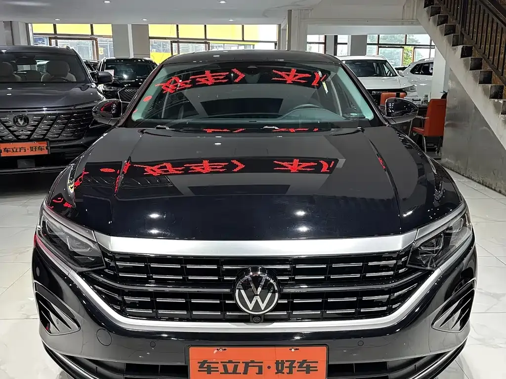 Volkswagen Passat 2023 из CN, фото 4