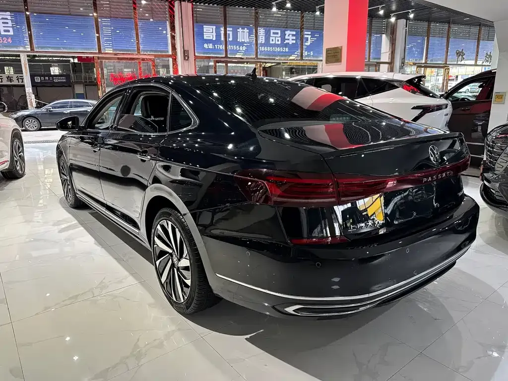 Volkswagen Passat 2023 из CN, фото 6