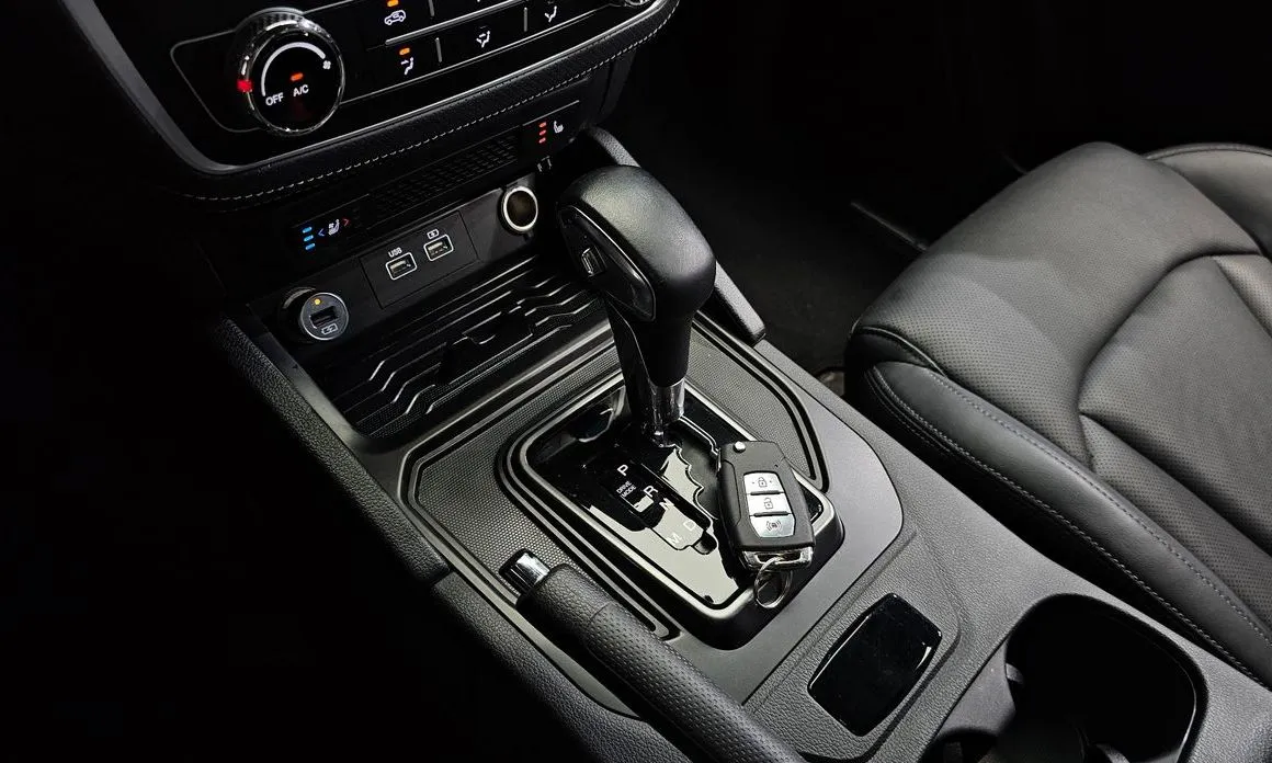 KG Mobility (Ssangyong) Rexton — фото 8
