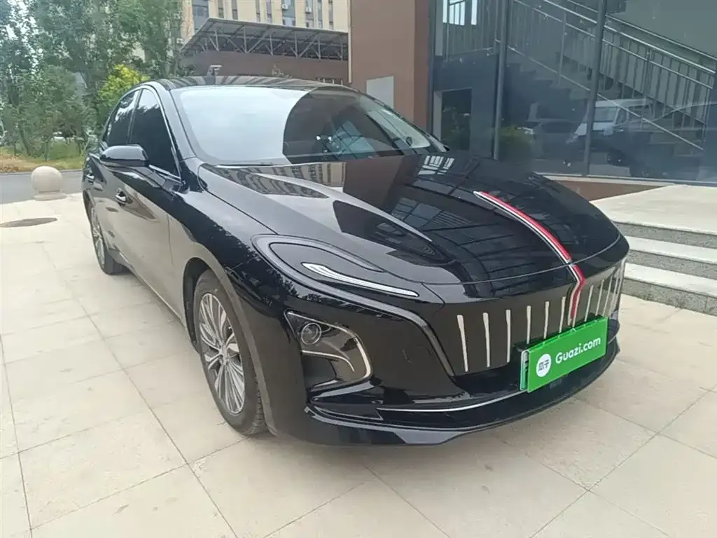 Hongqi E-QM5 — фото 6