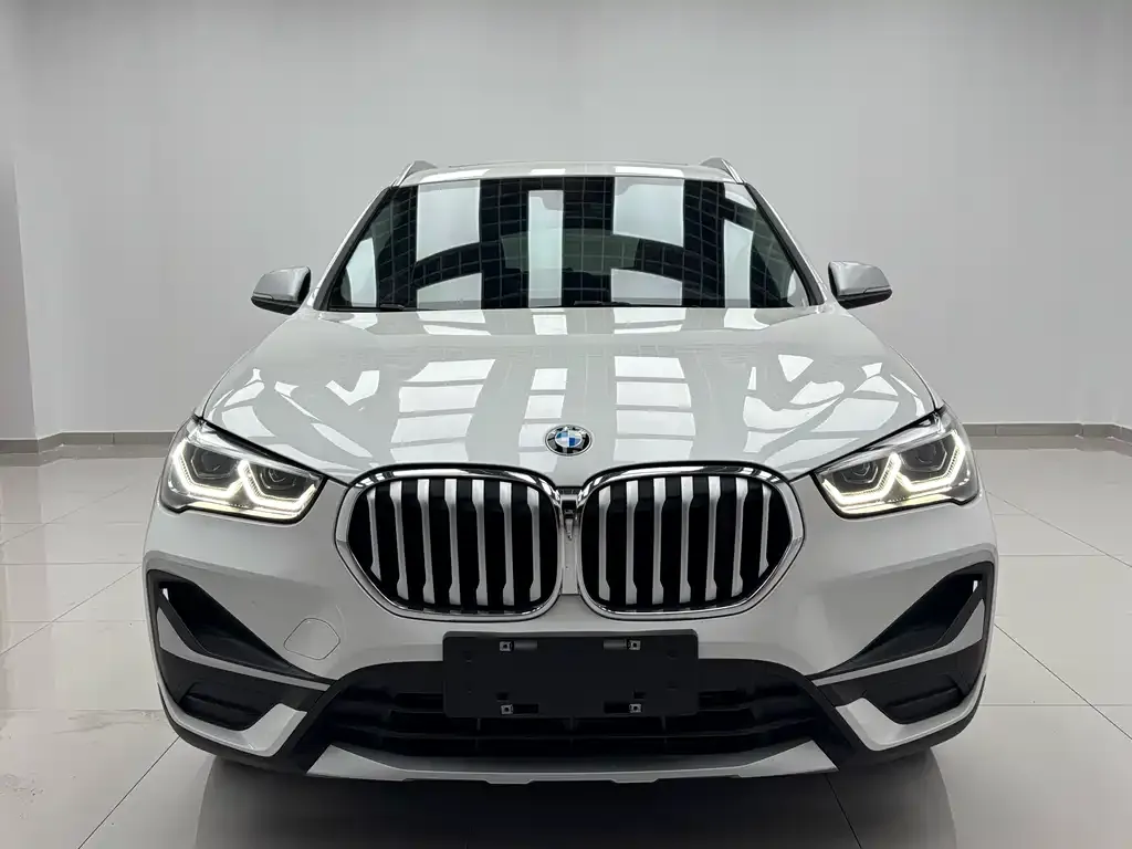 BMW X1 — фото 3