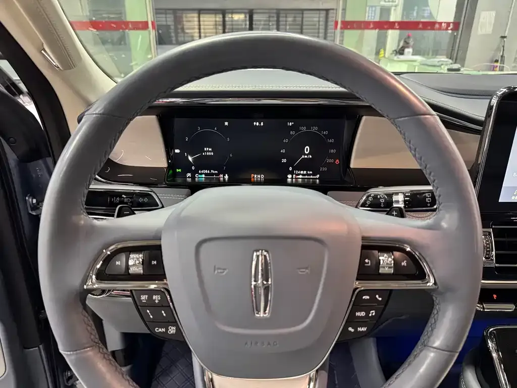 Lincoln Navigator 2022 из CN, фото 8