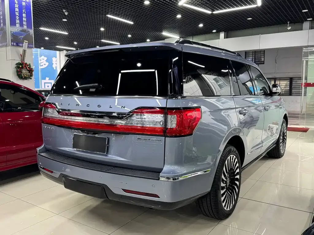 Lincoln Navigator 2022 из CN, фото 3