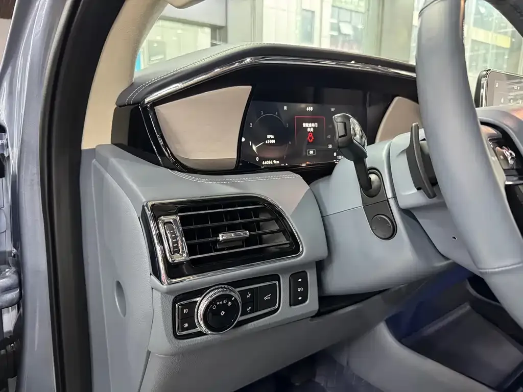 Lincoln Navigator 2022 из CN, фото 10