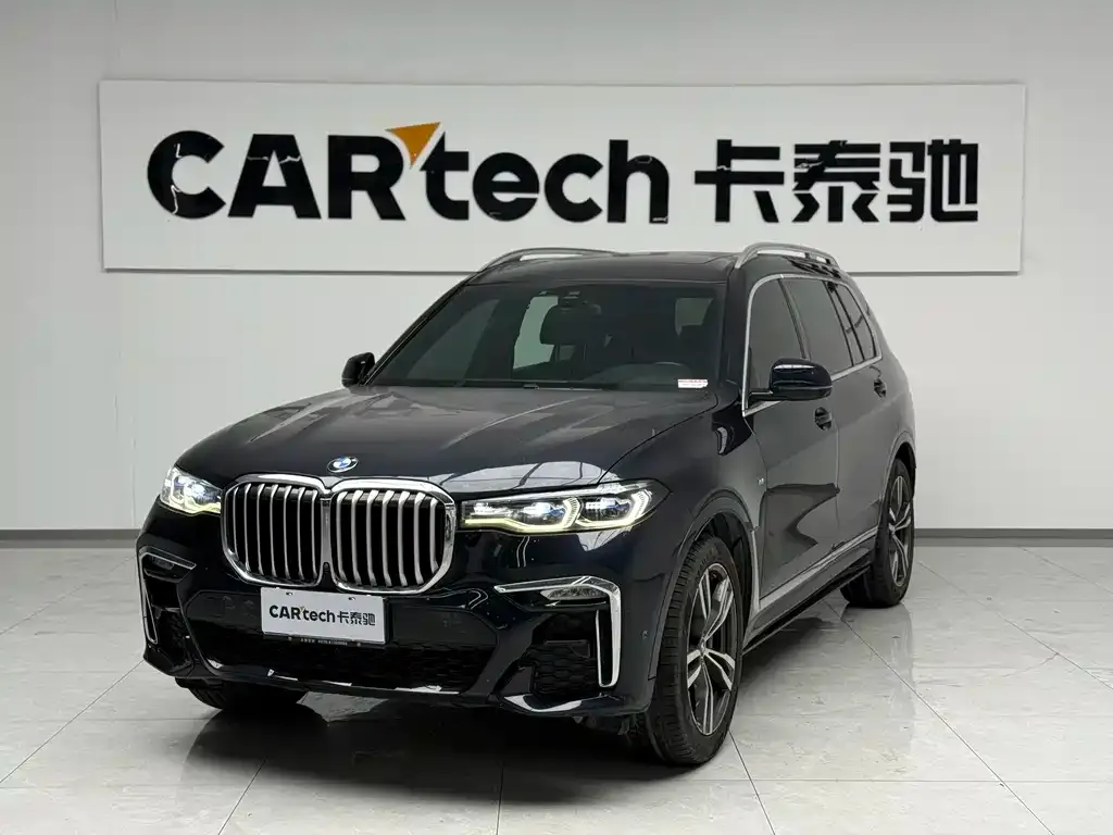 BMW X7 — фото 1