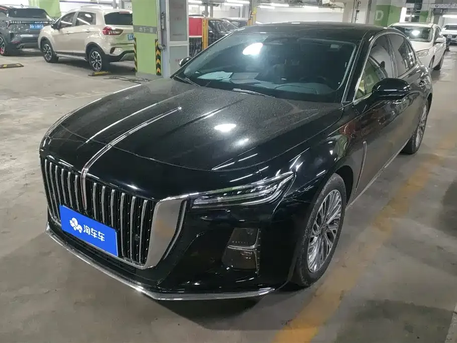 Hongqi H5 — фото 1