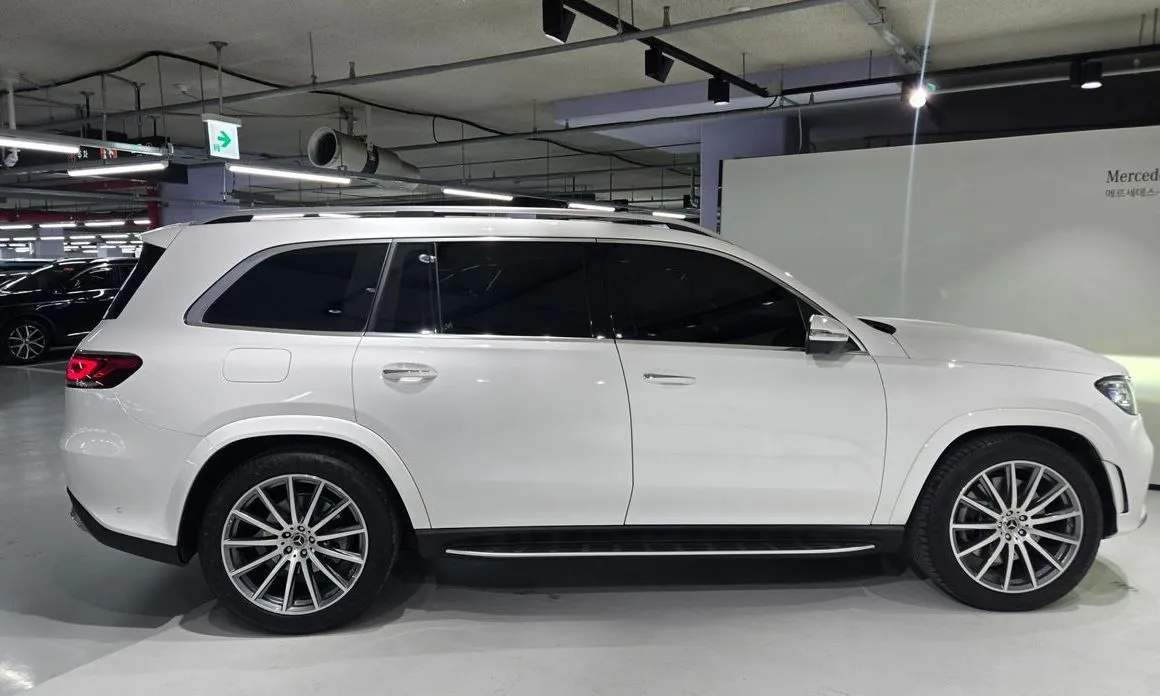 Mercedes-Benz GLS-Class — фото 8