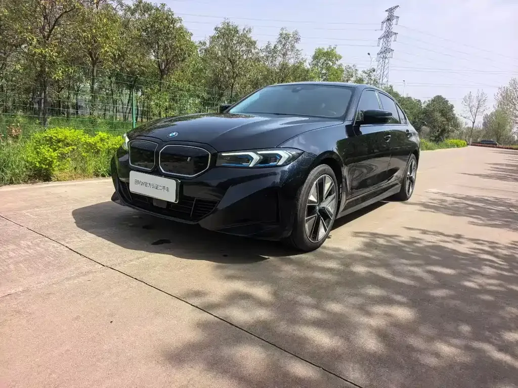 BMW i3 — фото 1