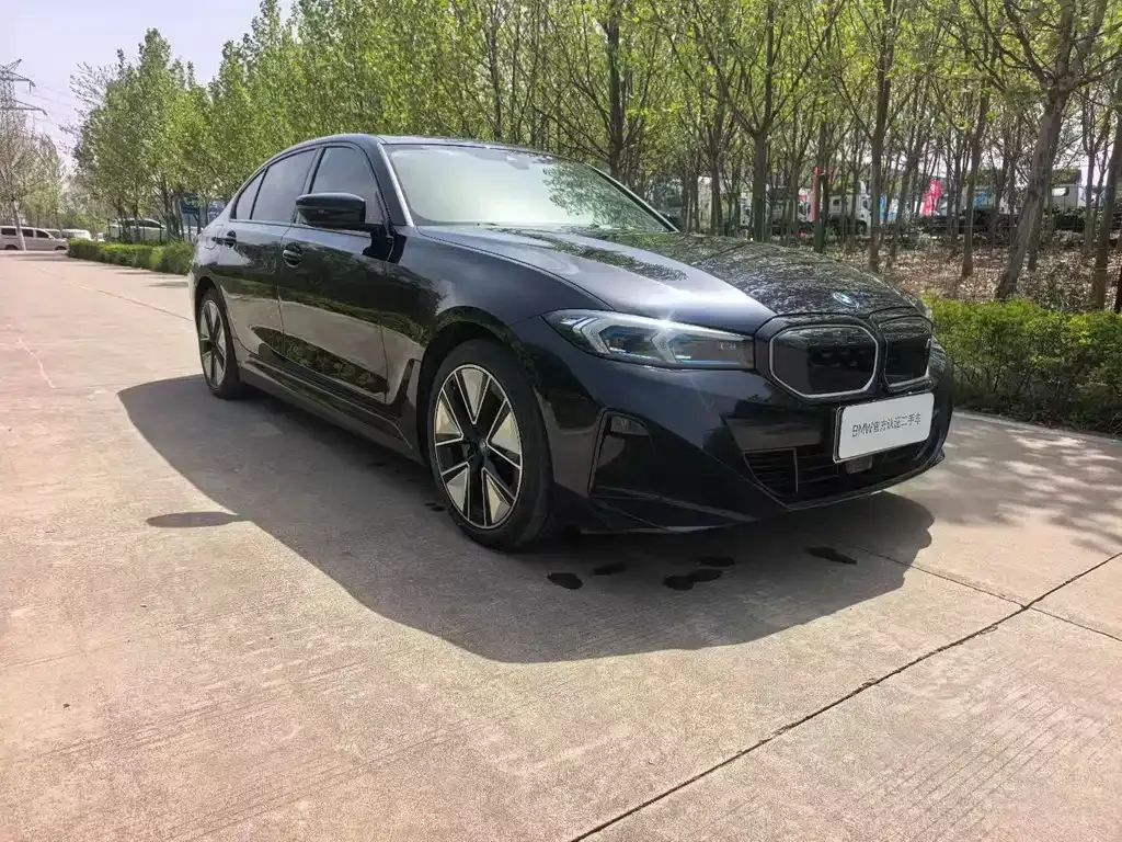 BMW i3 — фото 9