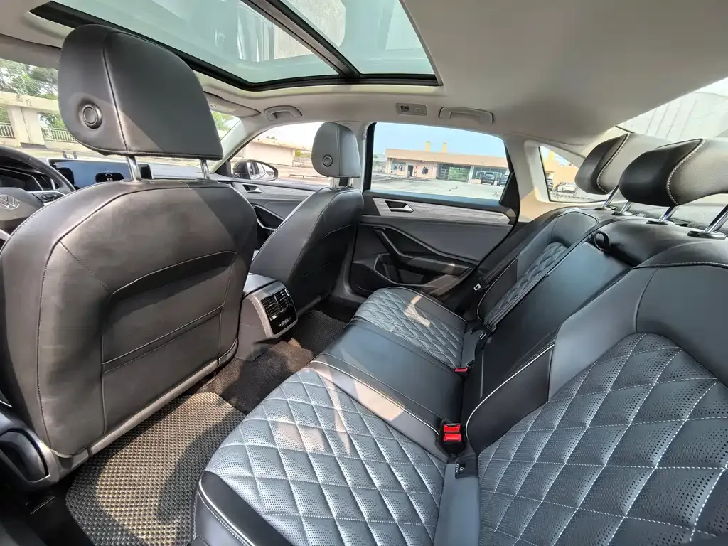 Volkswagen Sagitar 2023 из CN, фото 2