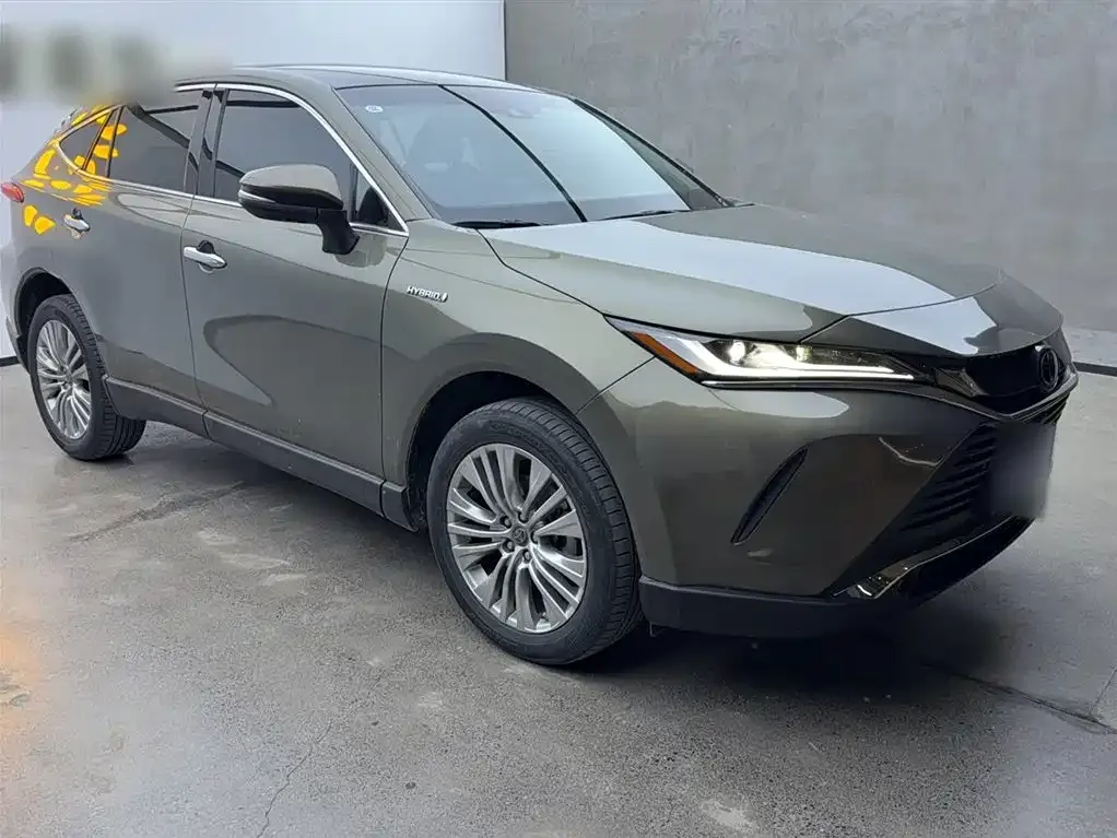 Toyota Harrier — фото 8