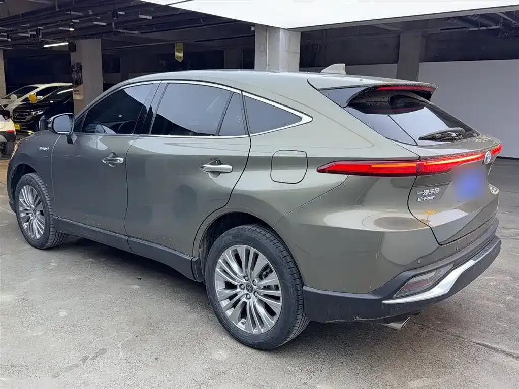 Toyota Harrier — фото 5