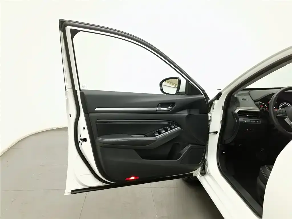 Nissan Teana 2022 из CN, фото 6