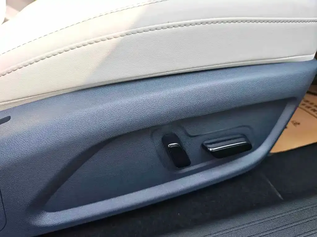 BYD Seal 06GT — фото 9