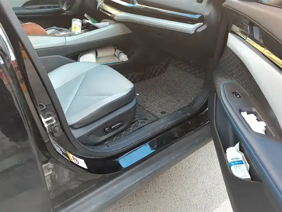 Changan UNI-V iDD 2023 из CN, фото 3