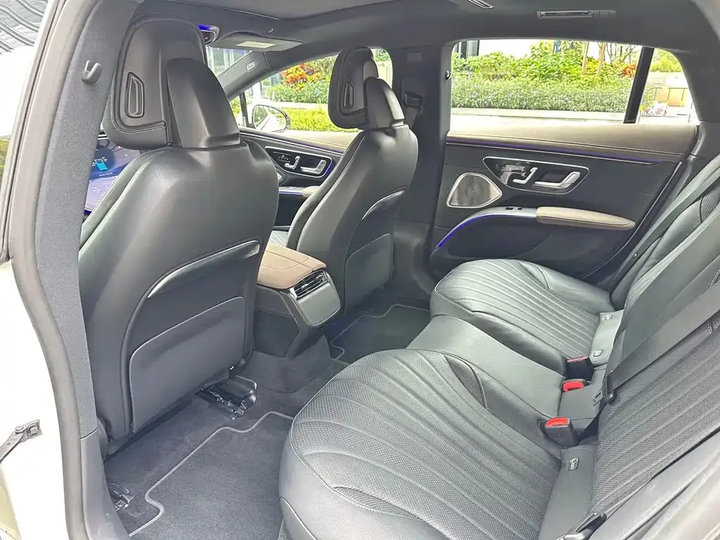 Mercedes-Benz EQS 2024 из CN, фото 2