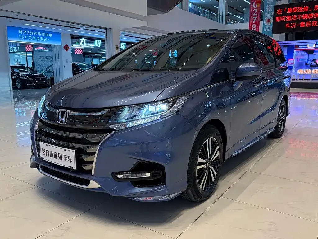 Honda Odyssey — фото 1