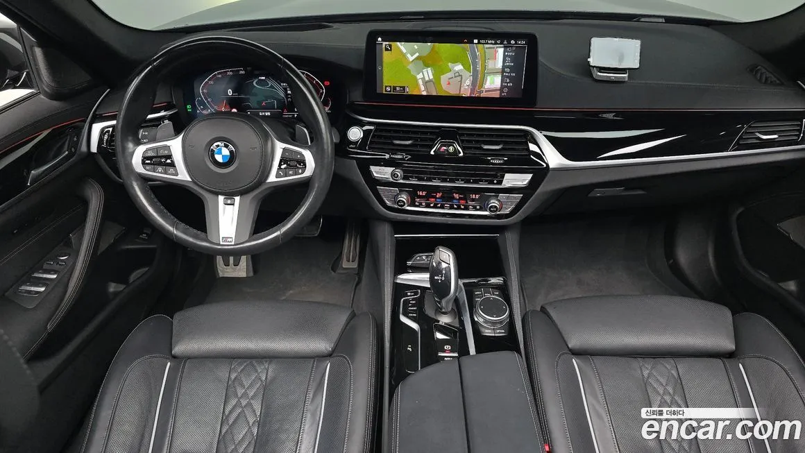 BMW 5-Series 2023 из KR, фото 3