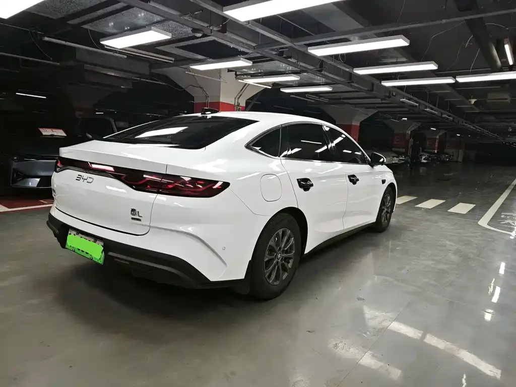 BYD Qin L — фото 4