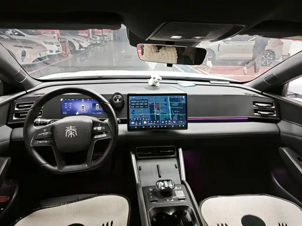 BYD Qin L — фото 6