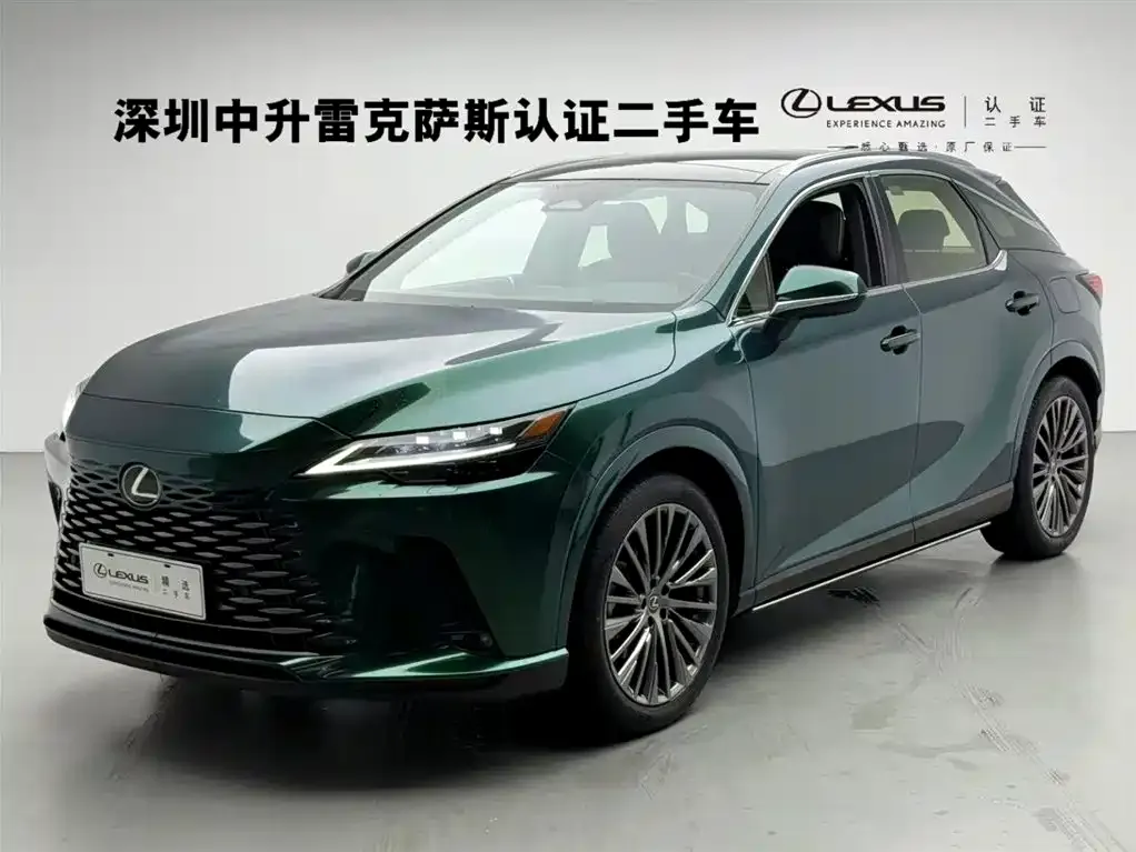 Lexus RX — фото 1