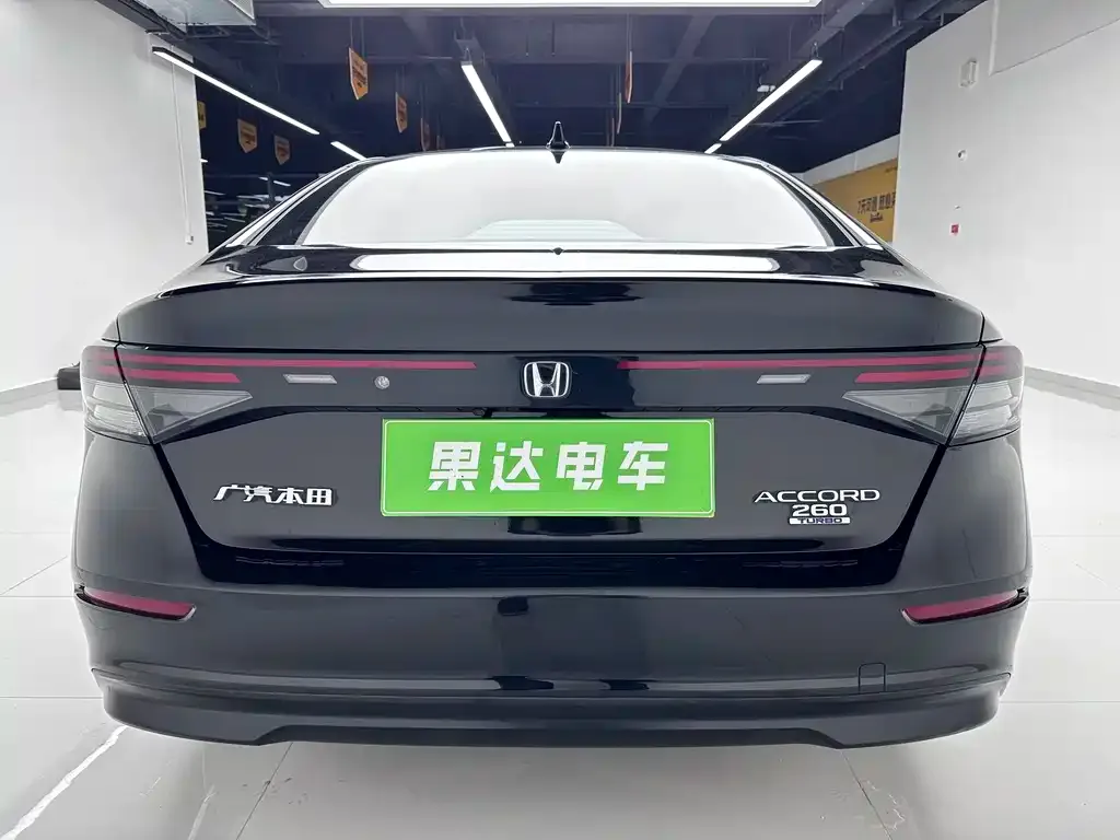 Honda Accord — фото 6