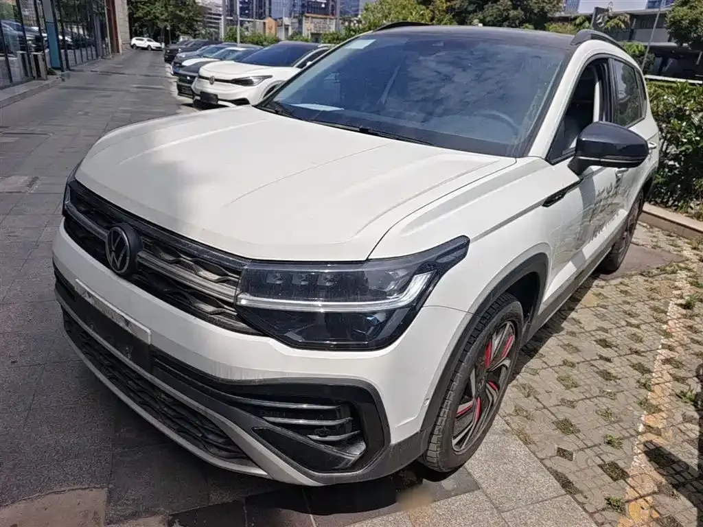 Volkswagen Tharu — фото 1