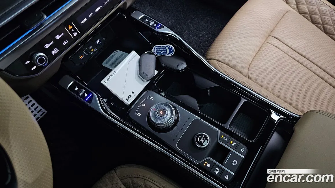 Kia Sorento — фото 8