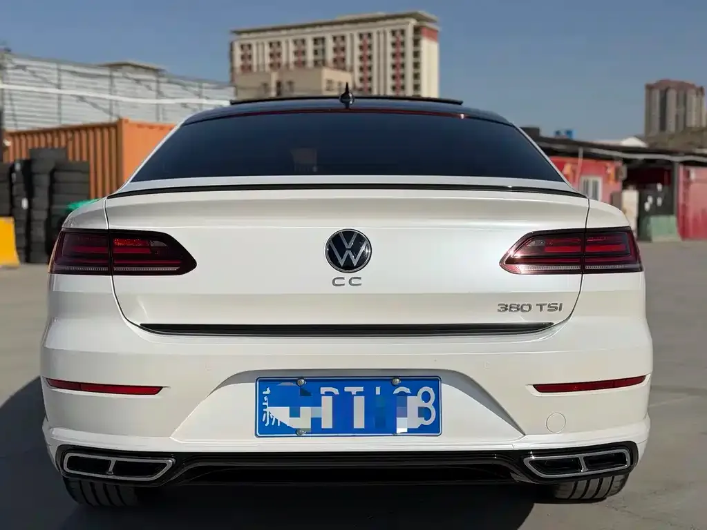 Volkswagen CC — фото 6
