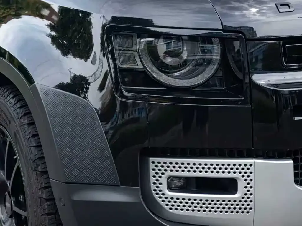 Land Rover Defender — фото 8