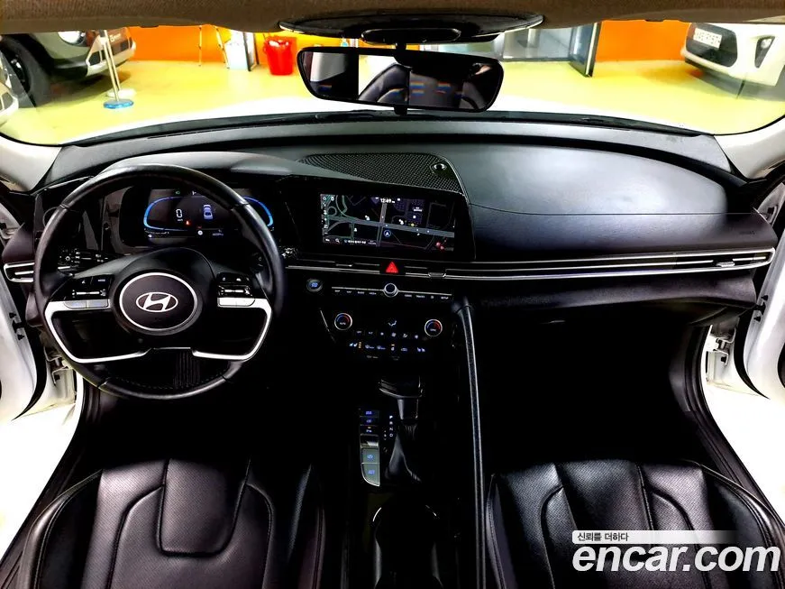 Hyundai AVANTE — фото 2