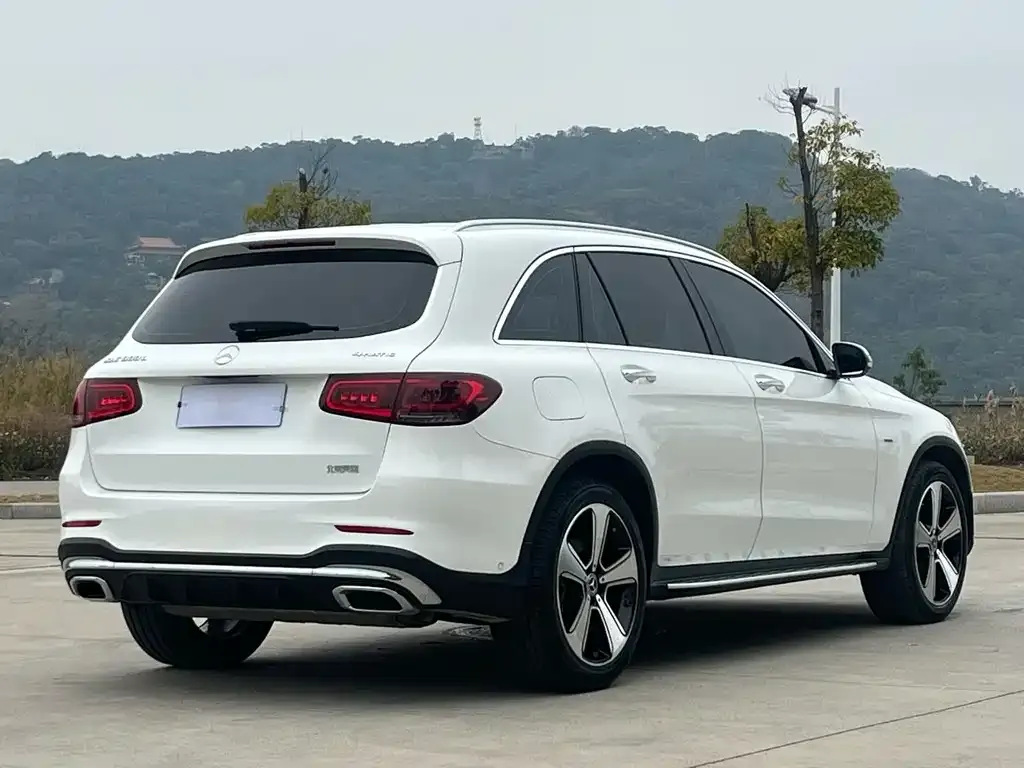 Mercedes-Benz GLC — фото 3