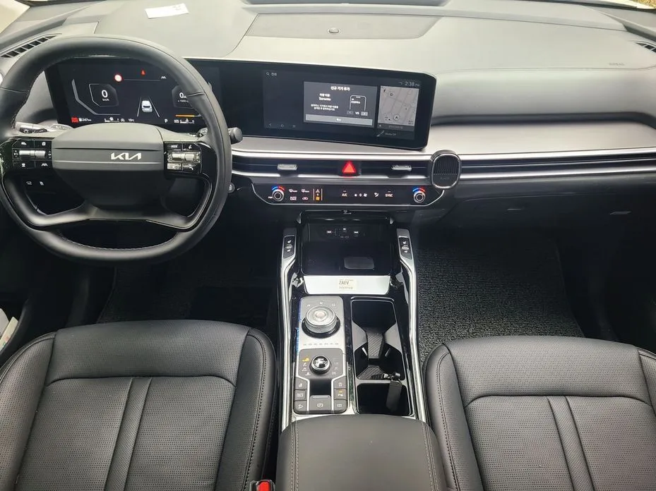Kia Sorento — фото 7